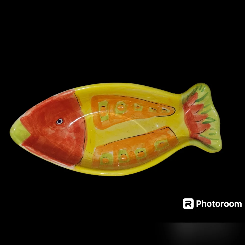 Pier 1 Fish Dip Bowl